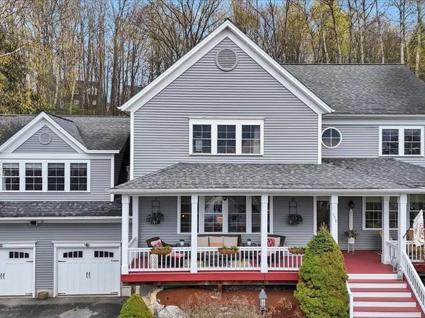 176 Boulder Hill Drive, Shelburne, VT 05482
