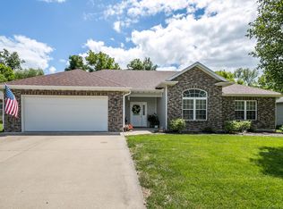 3804 Snow Leopard Dr, Columbia, MO 65202