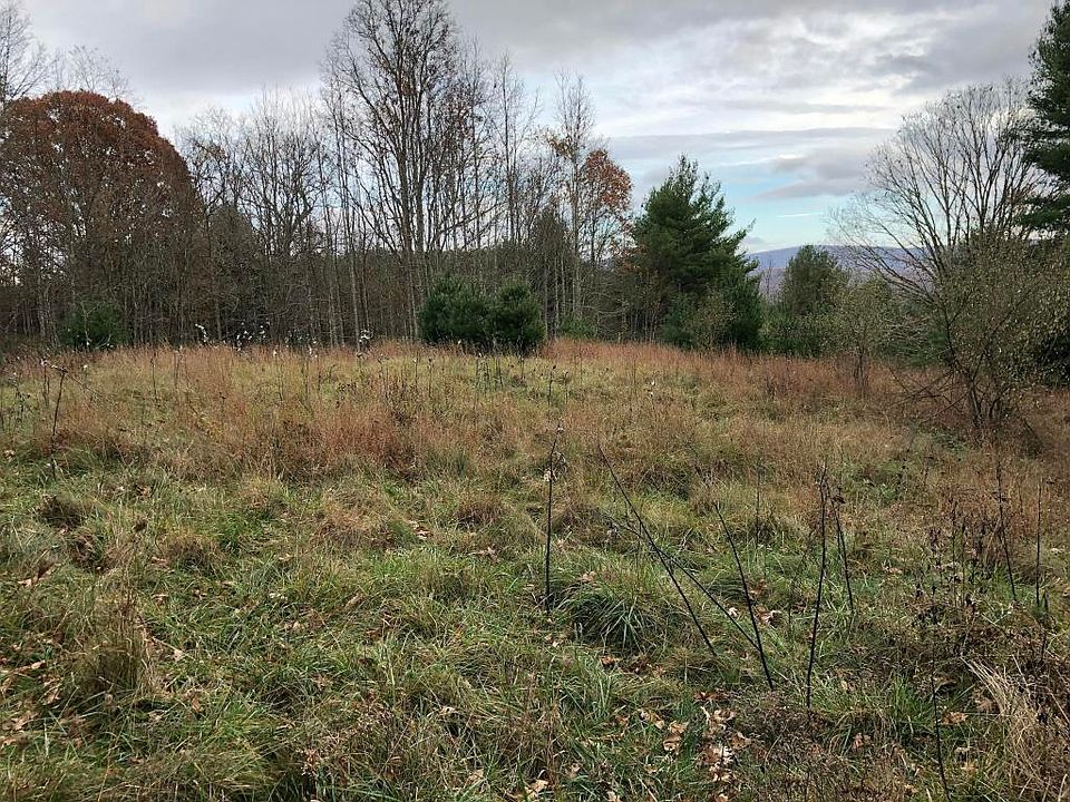 2nd image of 2024 Hill Country Rd