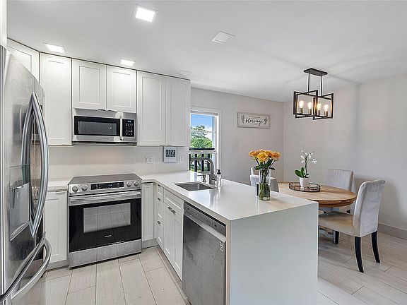 4th image of 3013 NW 118th Drive #225E