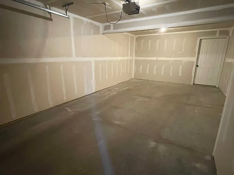 3809 Cliffside Dr #4 — Photo 3