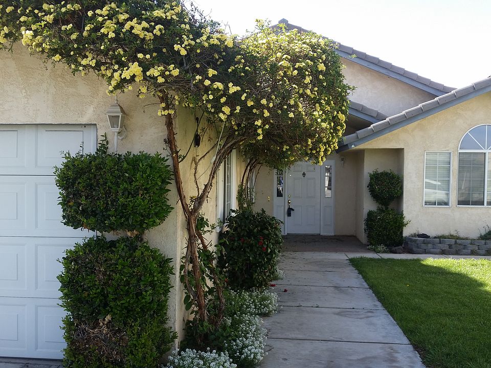 1st image of 18540 Catamaran Ln