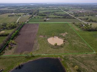 W 215th St, Spring Hill, KS 66083