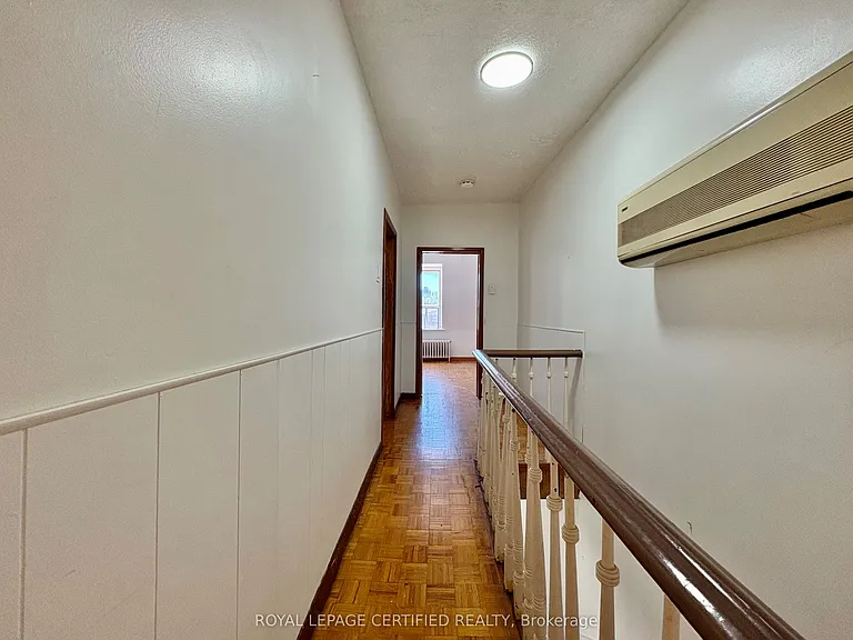 36 Mitchell Ave — Photo 18