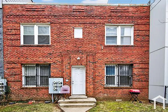 1707 H St NE #3