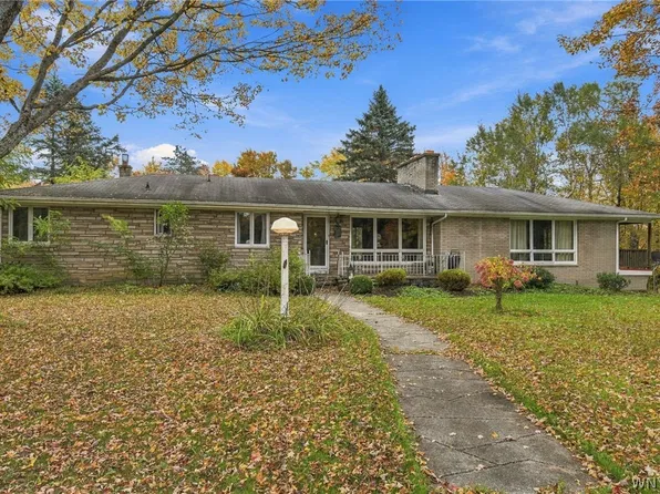 2035 Eastwood Rd, East Aurora, NY 14052