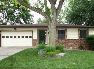 1031 High Plains Rd, Lincoln, NE 68512