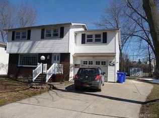 77 Idlewood Dr, Buffalo, NY 14224