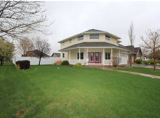 3200 69th Avenue Pl, Greeley, CO 80634