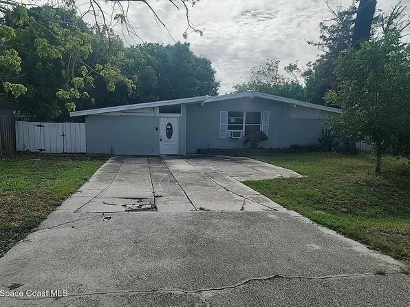 5812 16th St W, Bradenton, FL 34207