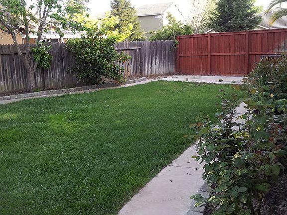 2nd image of 3813 Sierra Gold Dr