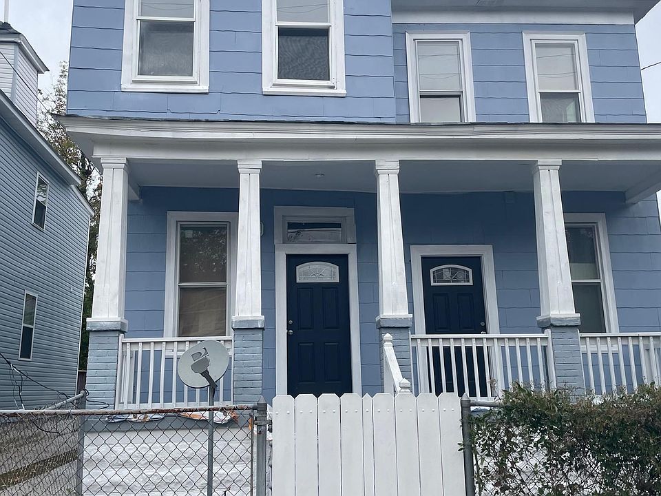 1st image of 426 W 27th St #2