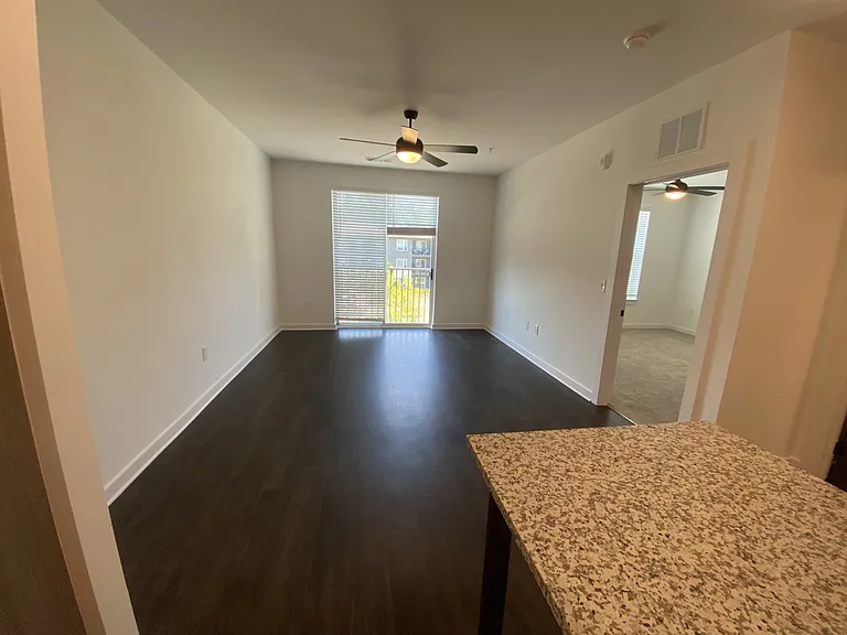 The Wren Apartments — Photo 102