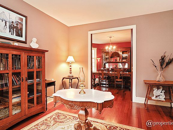 Living Room/Dining Room