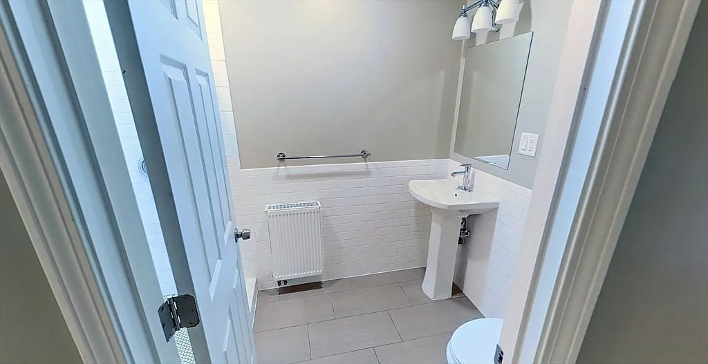 3 bed, 650 sqft, $2,850 — Photo 4