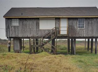 4426 Gulf Dr, Freeport, TX 77541