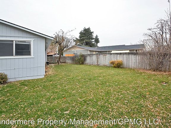 5th image of 5524 N Millstream Way
