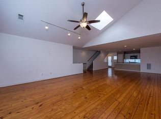 6122 Grand Blvd, Houston, TX 77021