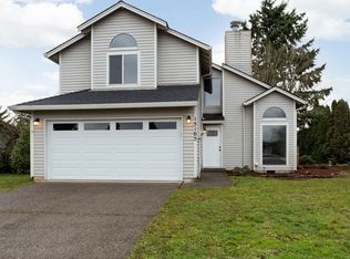 15105 SE Sun Park Dr, Vancouver, WA 98683