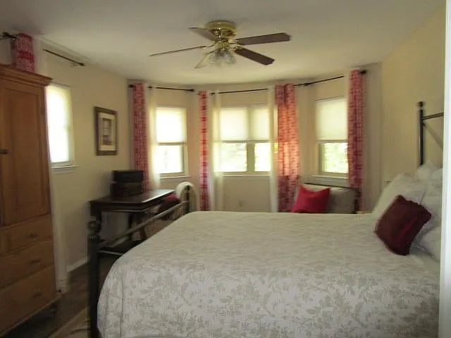 1311 Overlook Dr — Photo 25