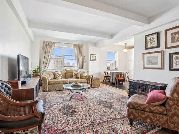 530 Grand Street image 1 of 8