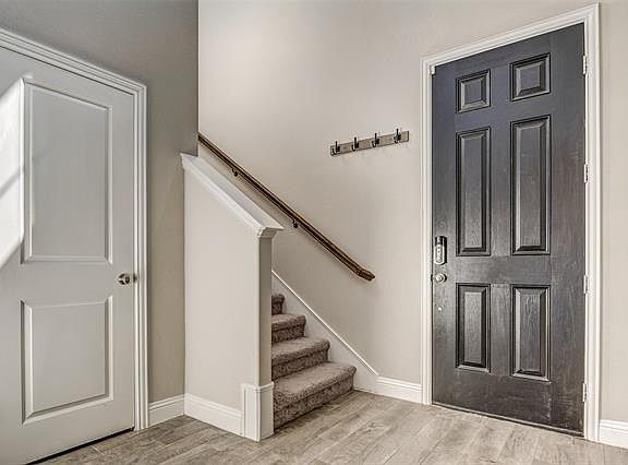 2nd image of 606 Stone Hearth Ln