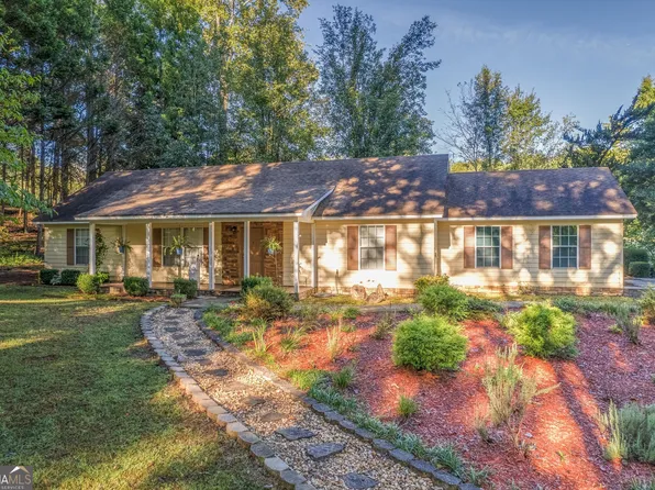 4324 Pine Vale Rd, Gainesville, GA 30507