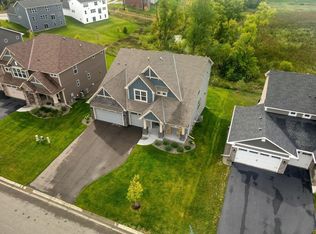 9611 Timber Ter, Victoria, MN 55386