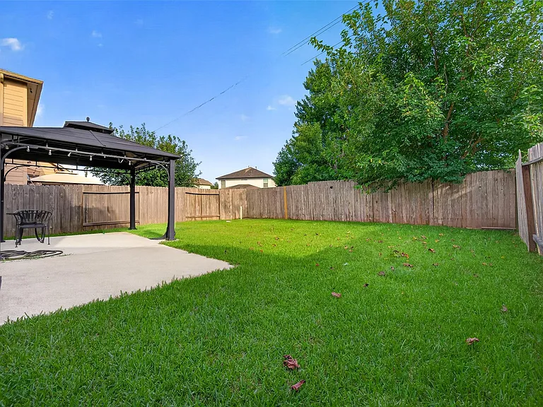 9106 Fuqua Breeze Dr — Photo 41