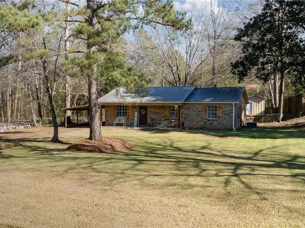 10770 Melrose Ln, Cottondale, AL 35453