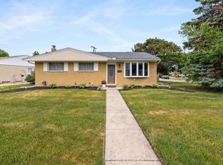 875 Alvin St, Westland, MI 48186
