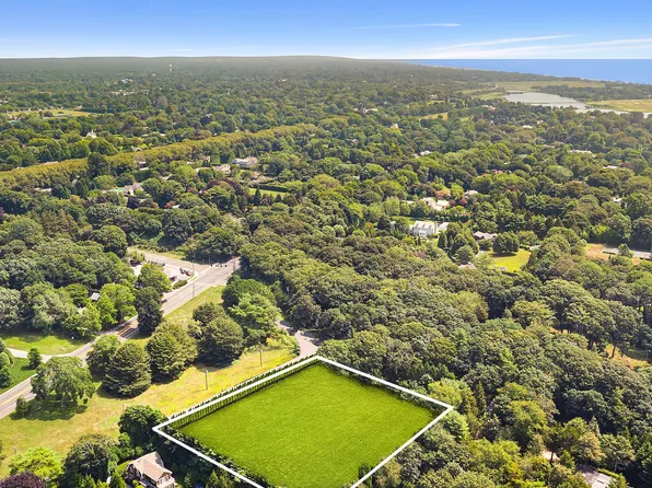 2 Baiting Hollow Rd, East Hampton, NY 11937