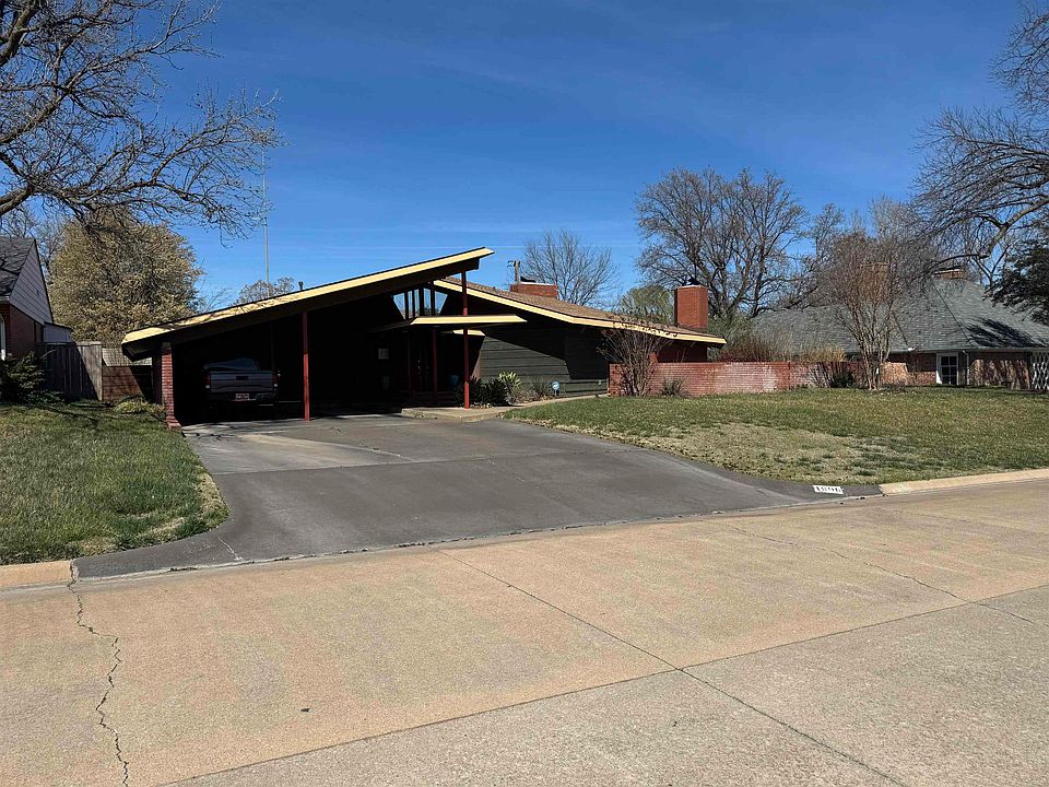 1st image of 1806 Mocking Bird Ln