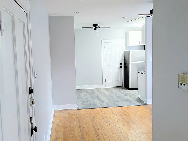 4416 1/2 N Ashland Ave #2 — Photo 20