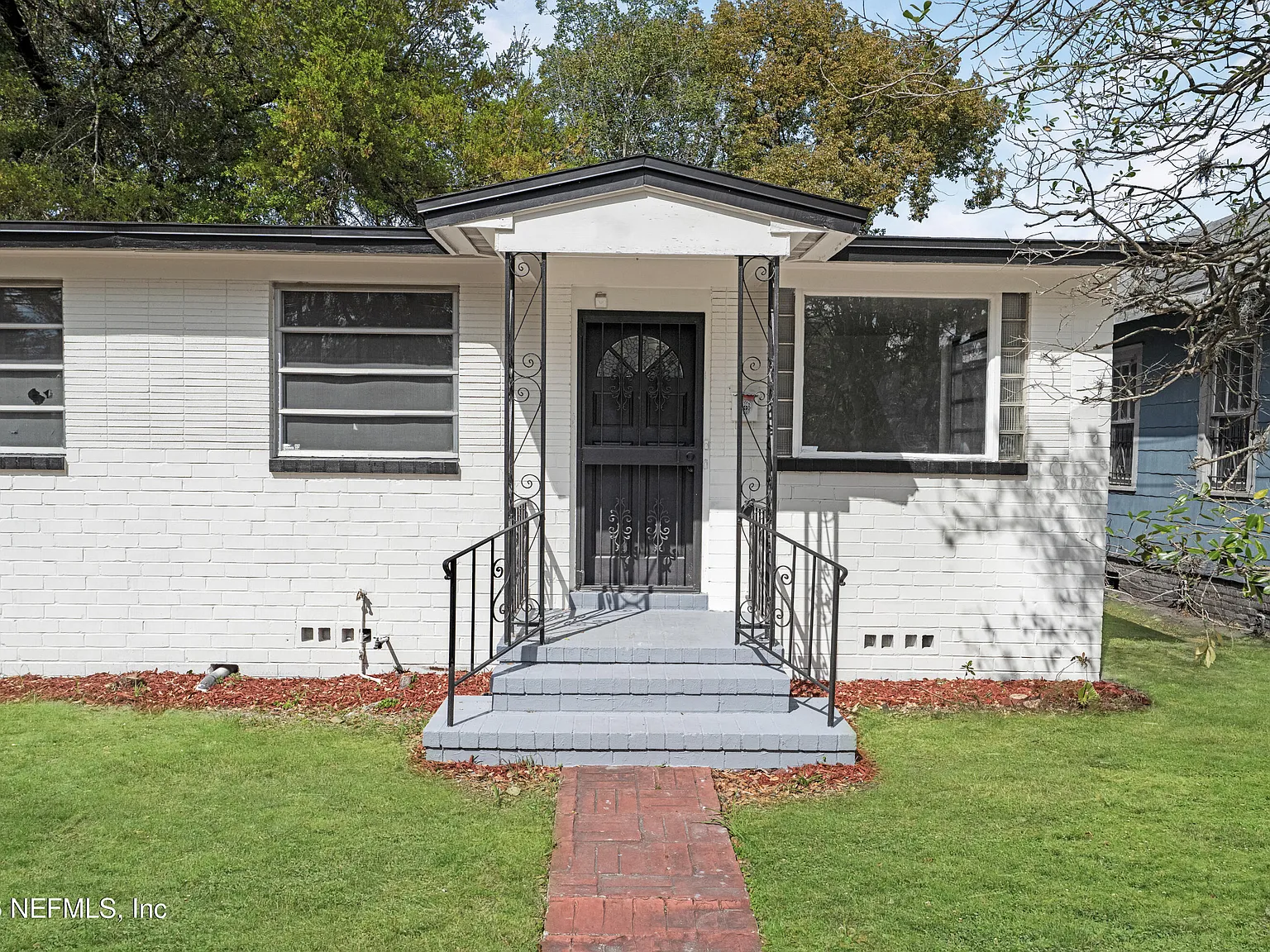 4 bed, 1.5 bath, 1216 sqft, $1,375 — Photo 3