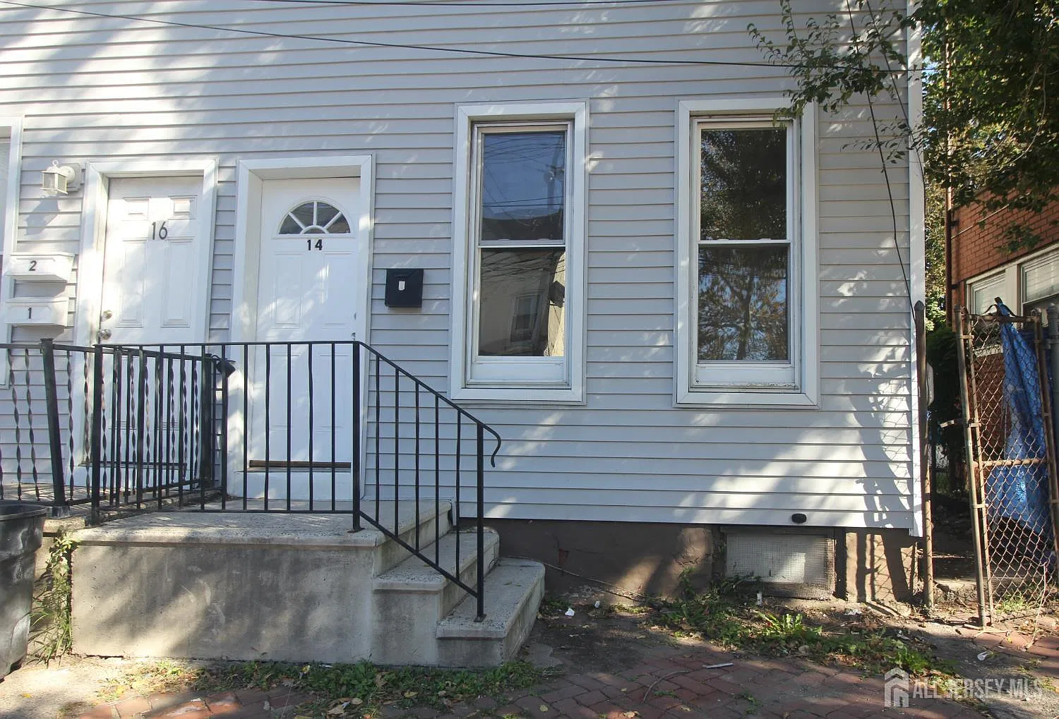 Studio, 1.5 bath, $2,500 — Photo 2