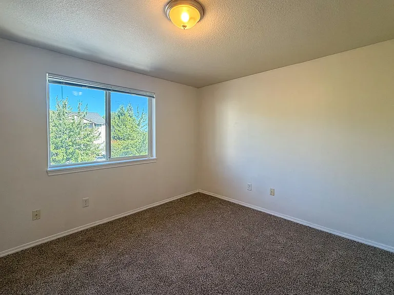 465 E Ellendale Ave — Photo 30