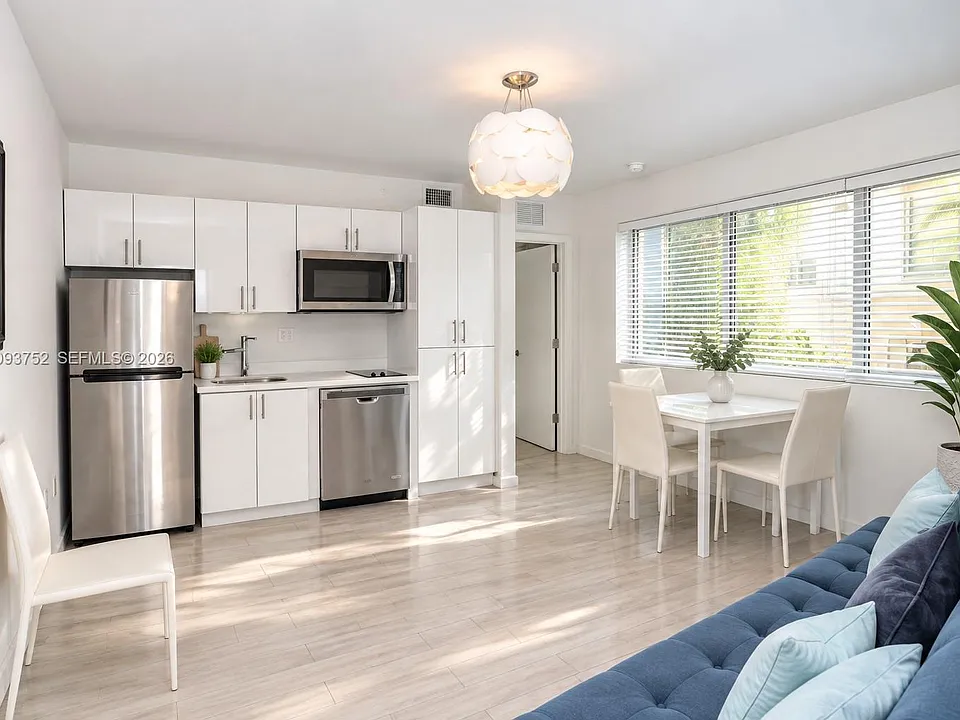 1601 Meridian Ave #101