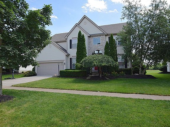 2nd image of 4735 Seven Lakes Pl