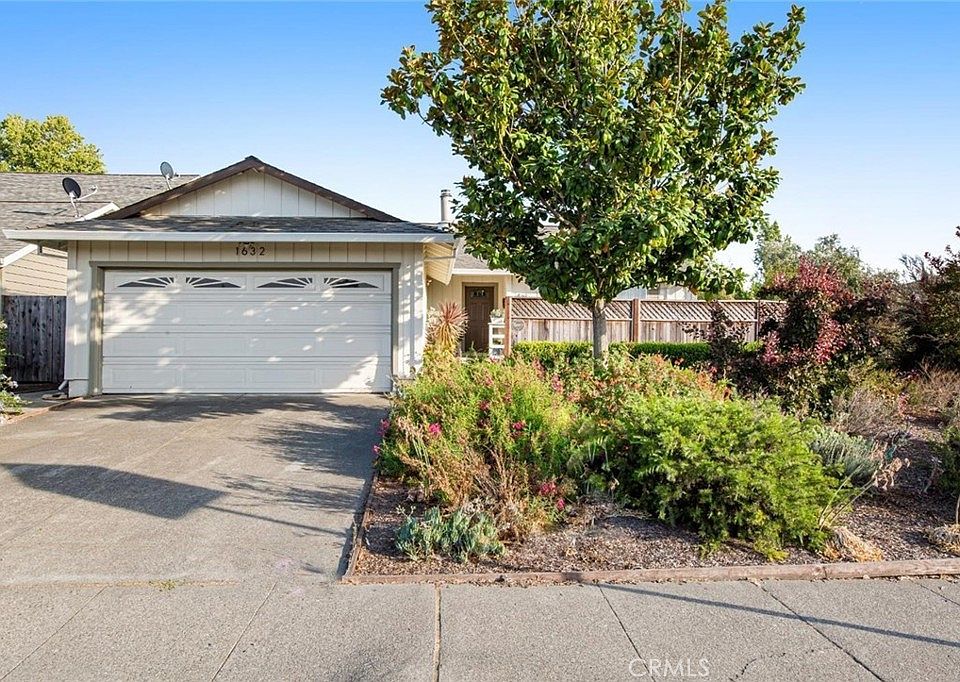 1st image of 1632 Caulfield Ln