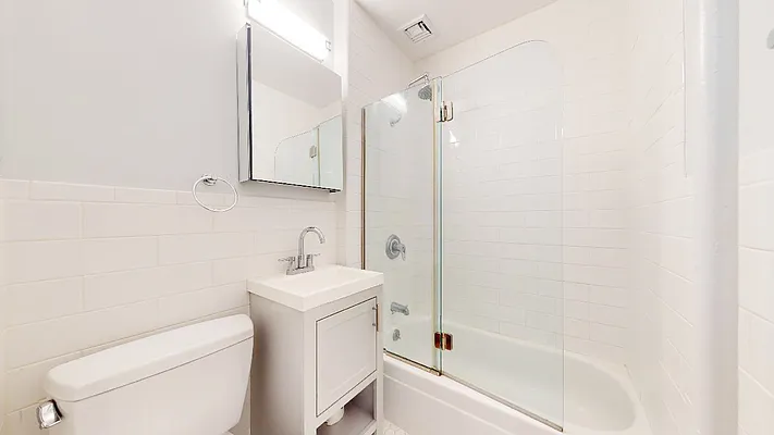 Rented by Metro Garden Realty NYC | media 16