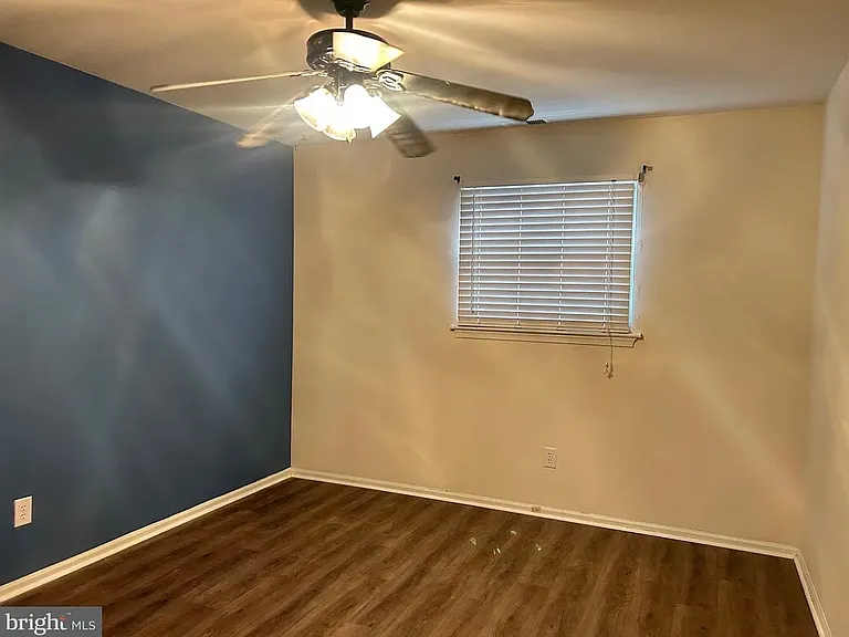 506 Corinthian Ave — Photo 9