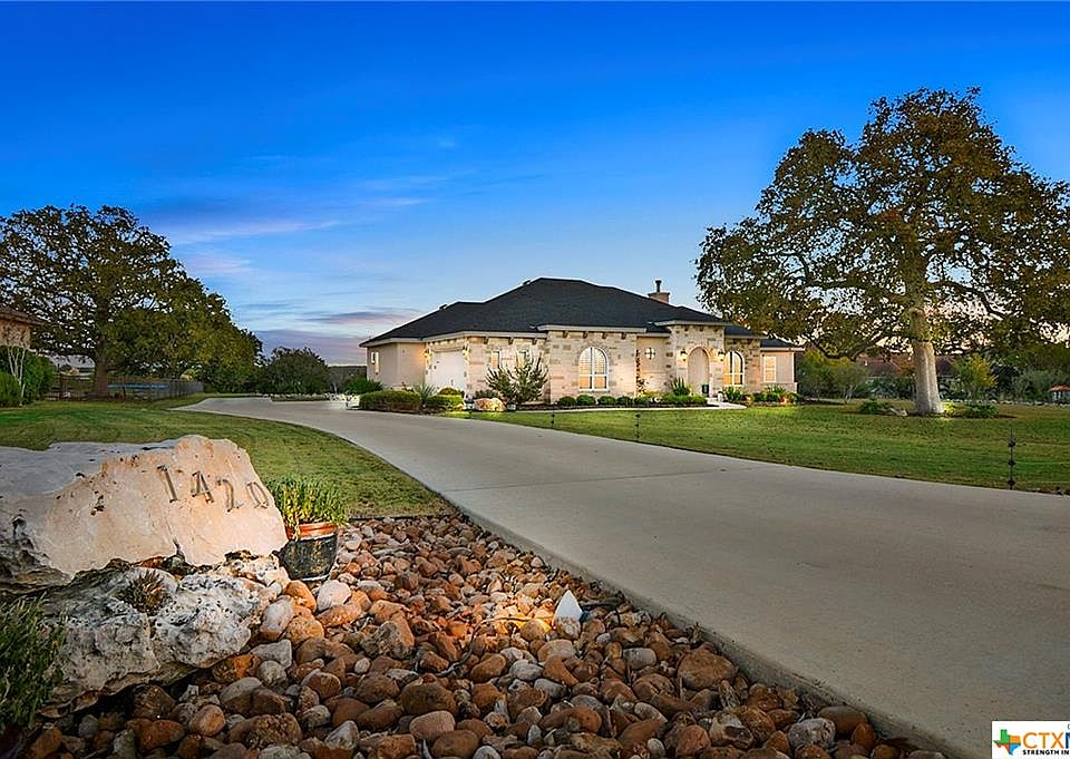 1st image of 1420 Decanter Dr