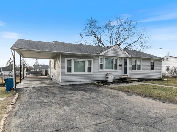 52 Oakside Ave, Lawrence, MA 01841