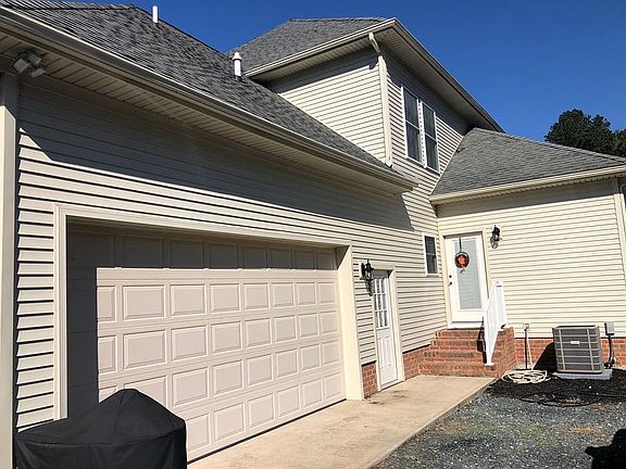 4th image of 14868 Woodland Dr