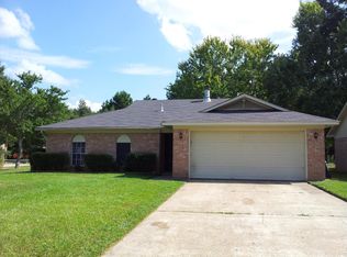 9327 Sandalwood Dr, Shreveport, LA 71118
