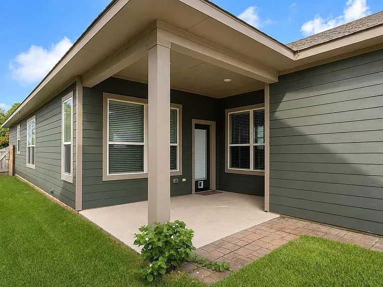 18410 Central Creek Dr — Photo 35