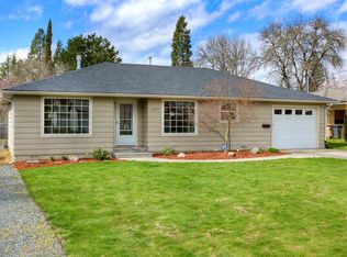 1382 NW Conklin Ave, Grants Pass, OR 97526