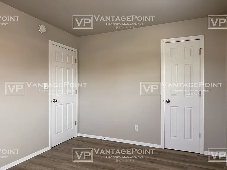 2120 Van Deuren St #C — Photo 11