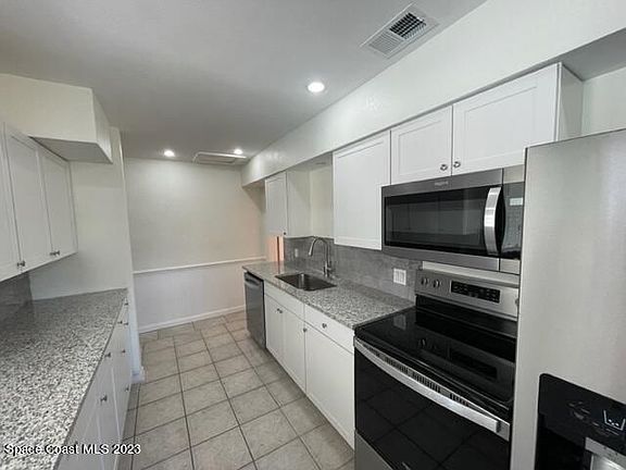 2nd image of 157 Grant Ave #0
